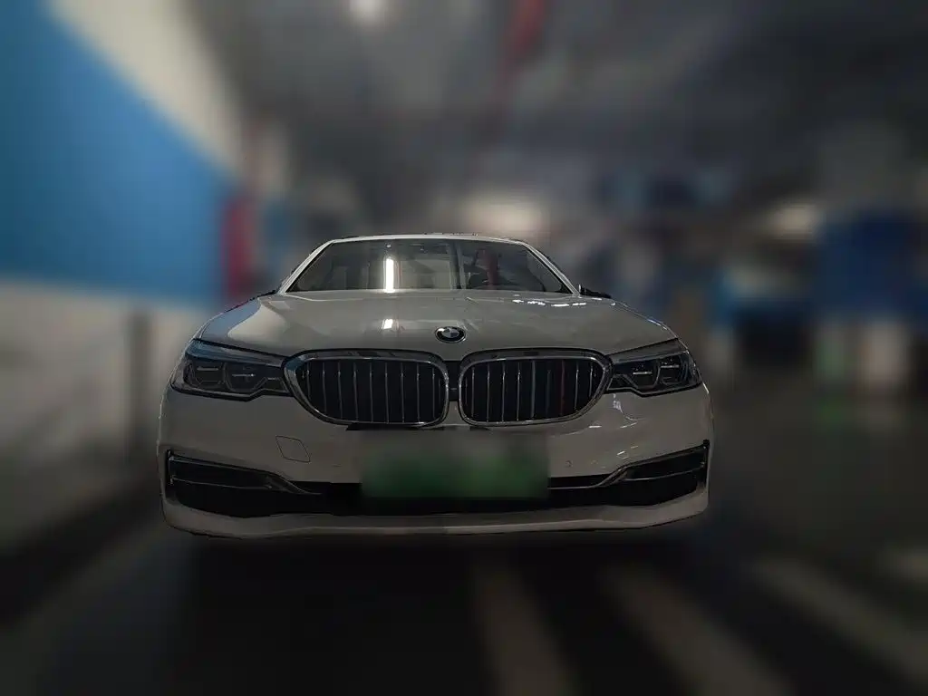 BMW 5 Series New Energy — миниатюра 24