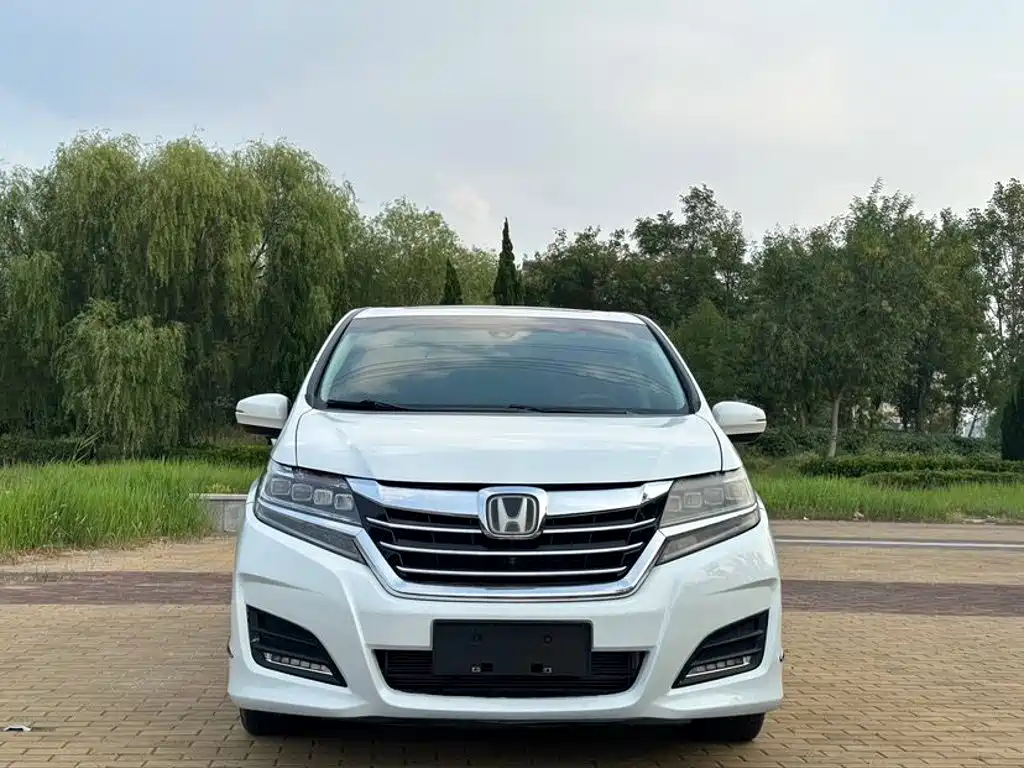 Honda Elysion — миниатюра 2