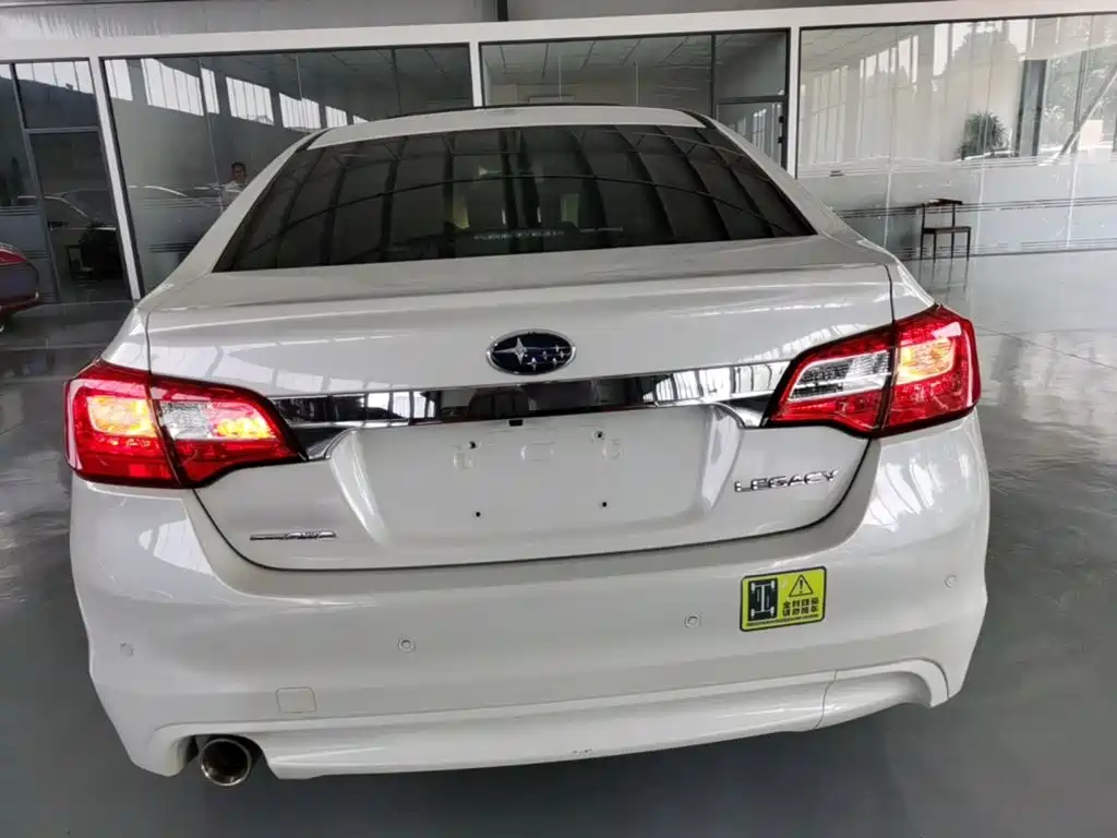 Subaru Legacy — миниатюра 6
