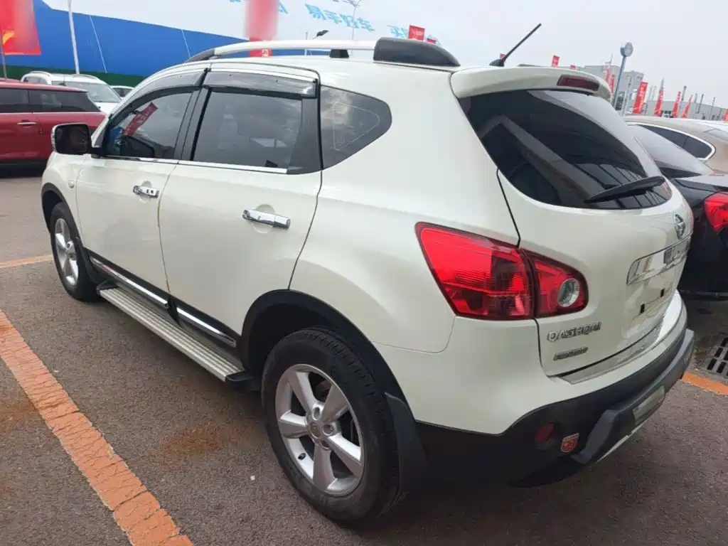 Nissan Qashqai — миниатюра 5