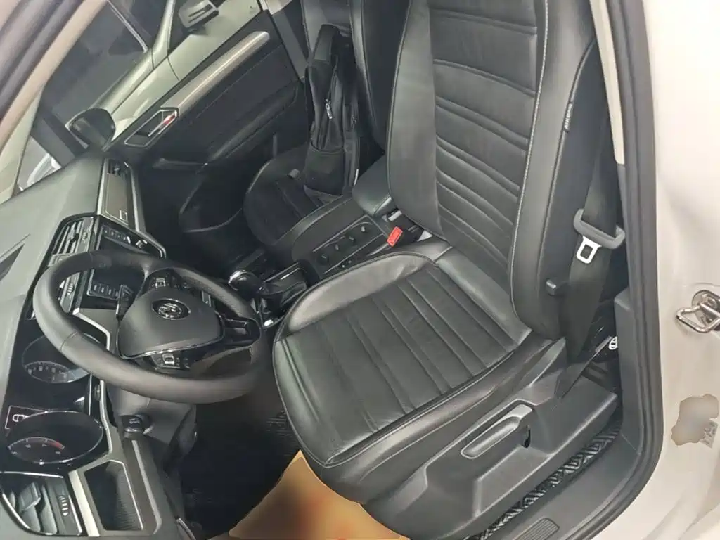 Volkswagen Touran — миниатюра 15