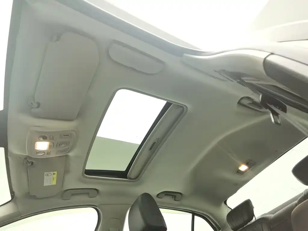 Citroen C4L — миниатюра 14