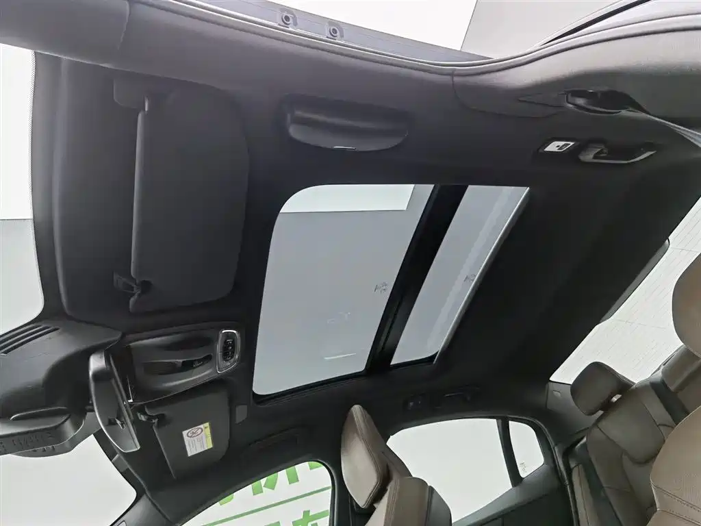 VOLVO S60 PLUG IN HYBRID