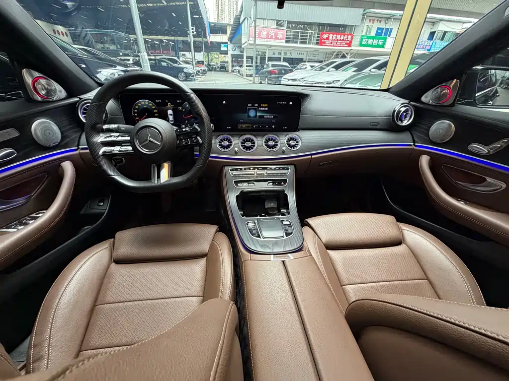 Mercedes-Benz E-Class — миниатюра 24