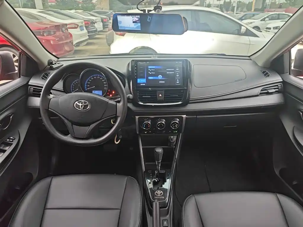 Toyota Vios FS — миниатюра 10