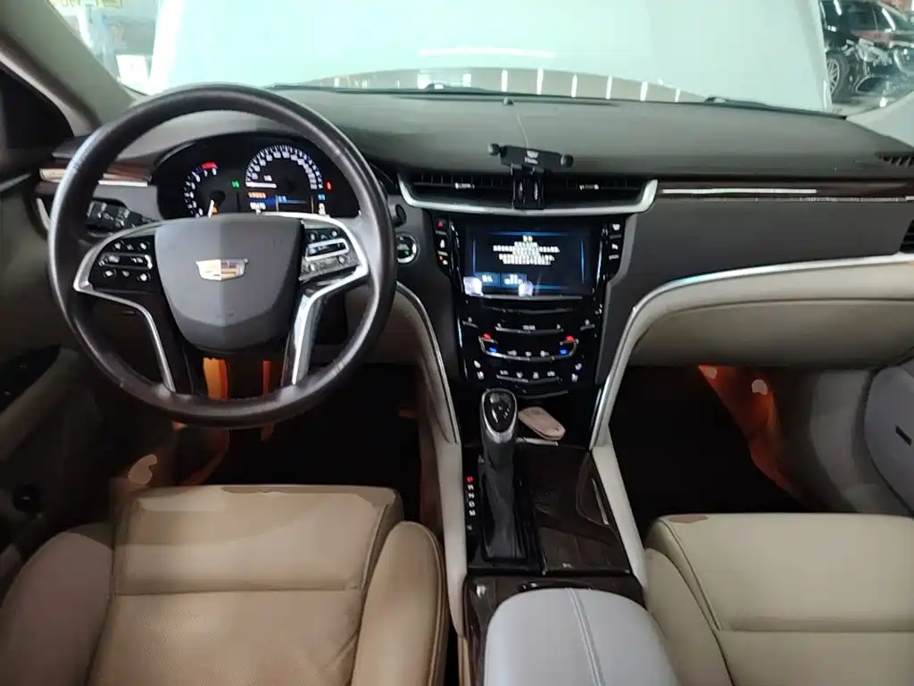 Cadillac XTS — миниатюра 10