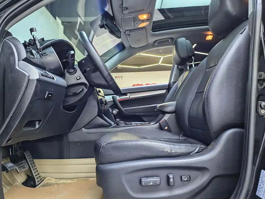 Kia Sorento — миниатюра 6