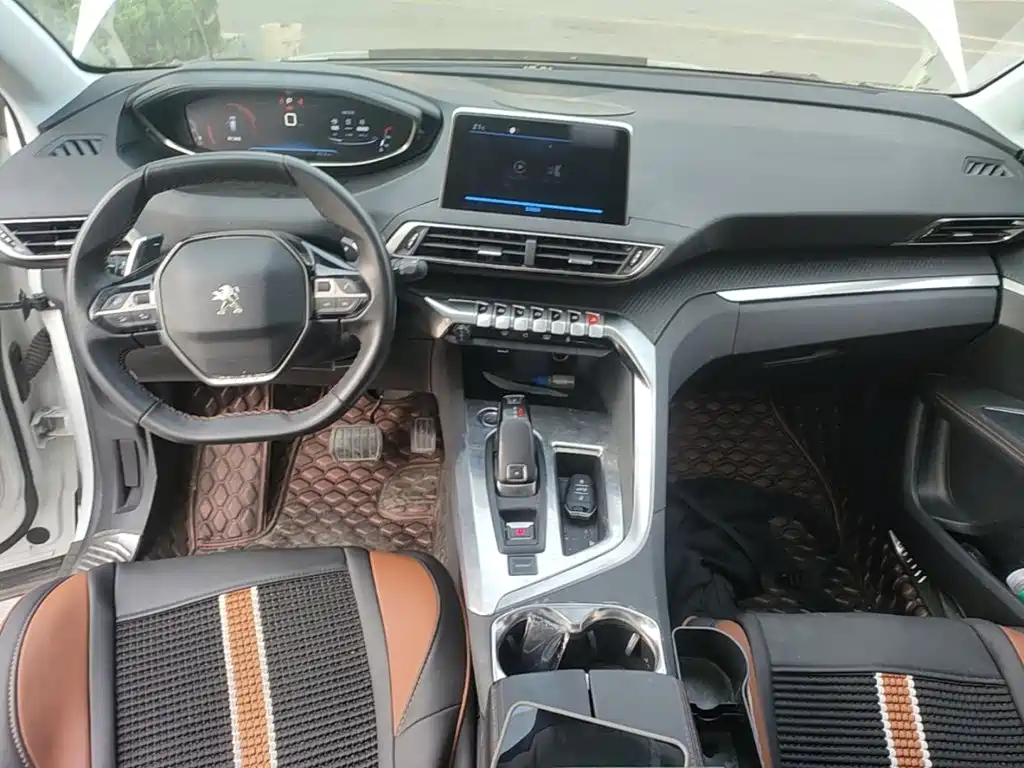 Peugeot 5008 — миниатюра 10