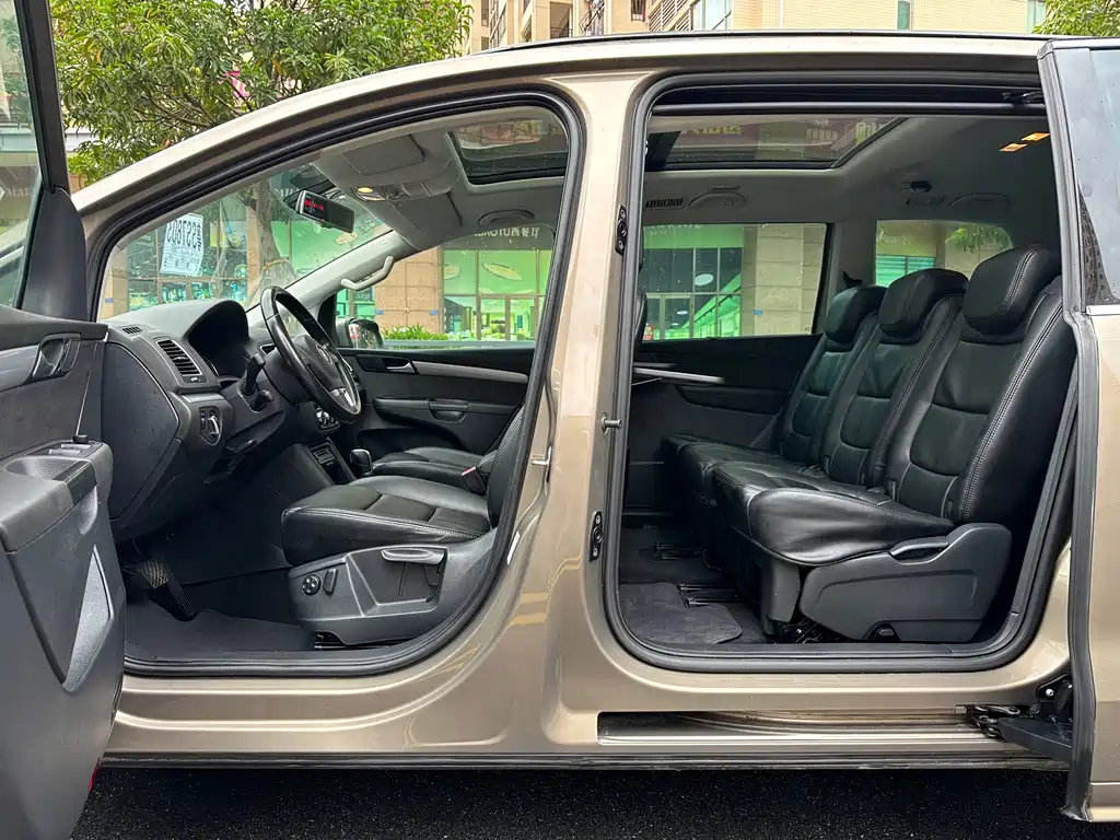 Volkswagen Sharan — миниатюра 13
