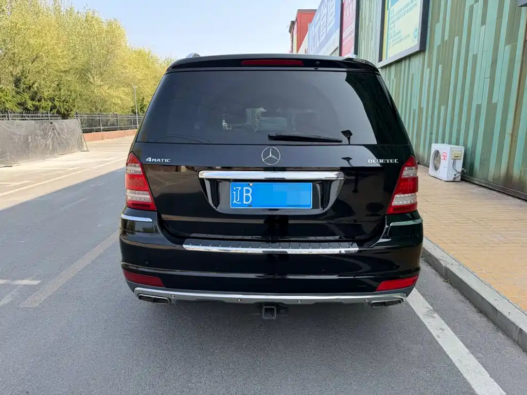 Mercedes-Benz GL-Class — миниатюра 11