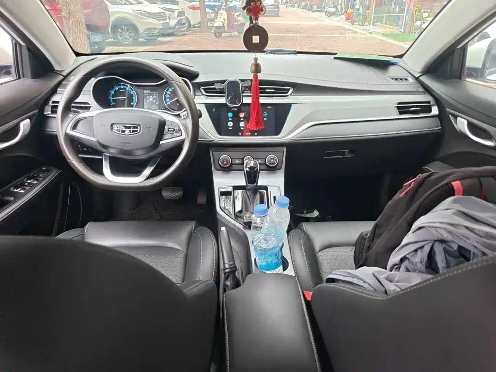 Geely Emgrand — миниатюра 10