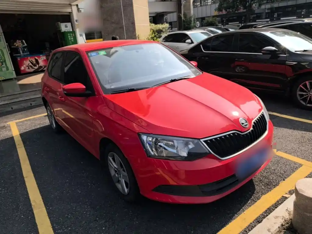 Skoda Fabia — миниатюра 4