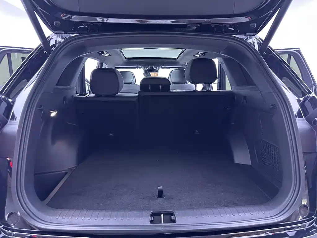 Geely Xingyue L — миниатюра 29