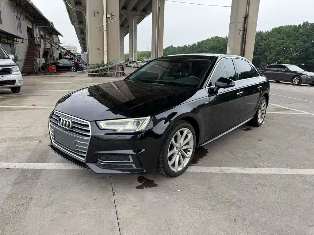 Audi A4L 2018