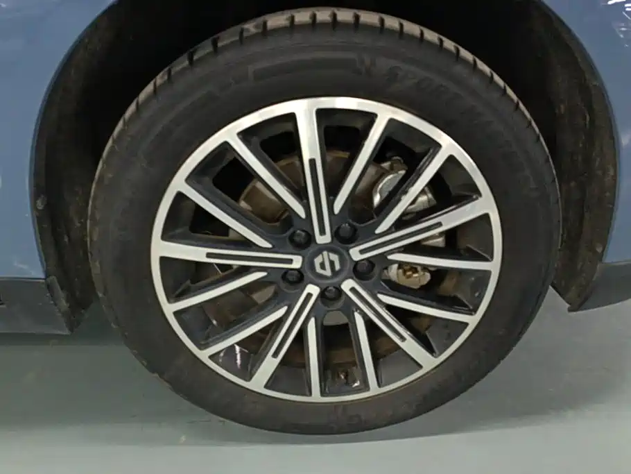 Leapmotor Leapmotor B10 — миниатюра 6