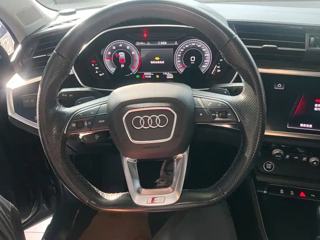 Audi Q3 Sportback — миниатюра 11