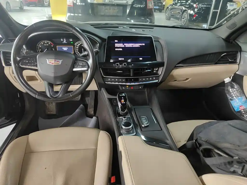 Cadillac CT5 — миниатюра 10
