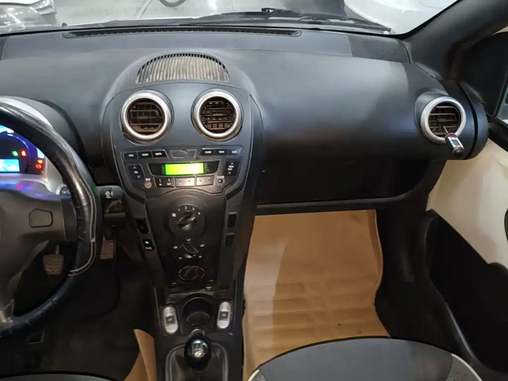 BYD F0 — миниатюра 13