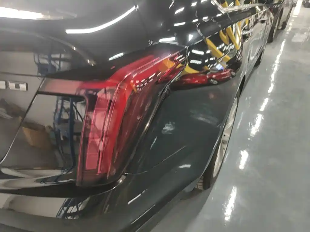 Cadillac CT5 — миниатюра 8