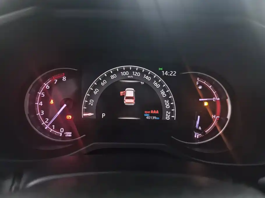Toyota RAV4 — миниатюра 14