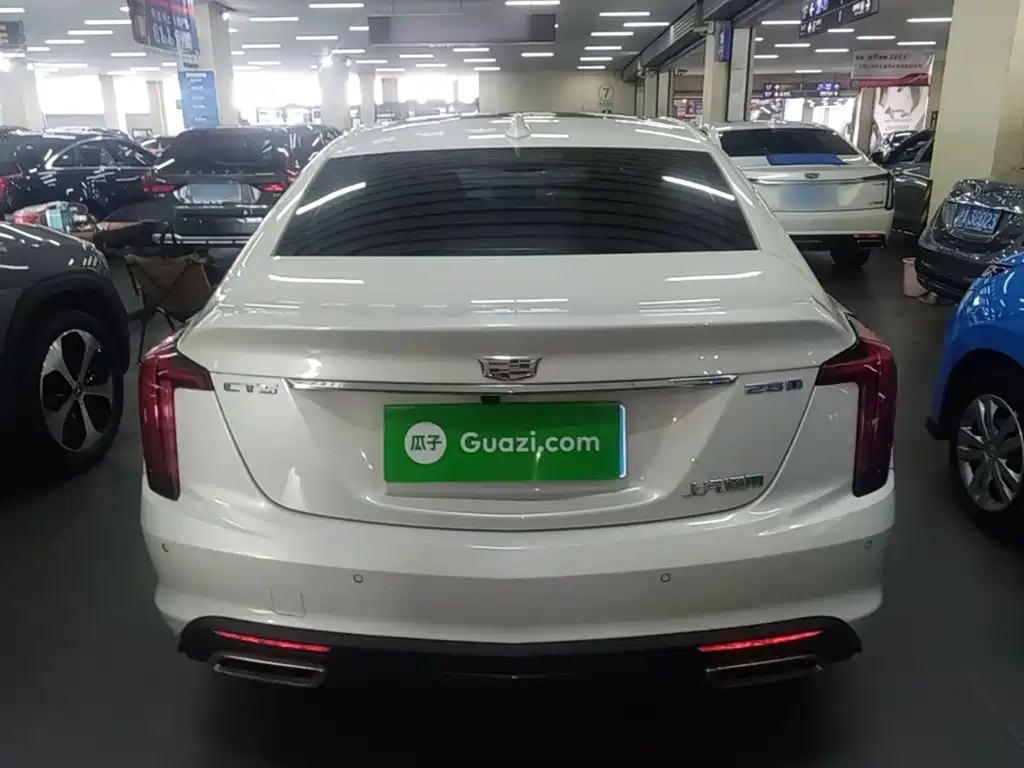 Cadillac CT5 — миниатюра 6