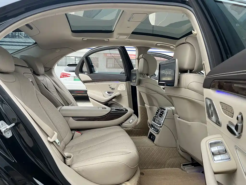 Mercedes-Benz S-Class — миниатюра 7