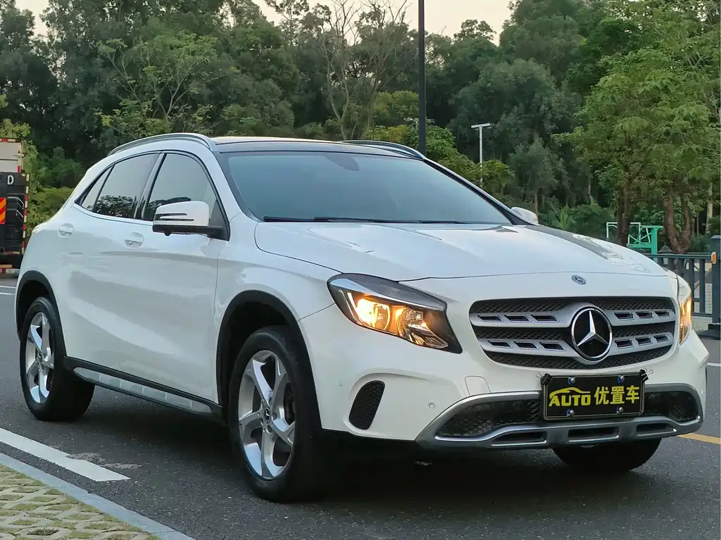 Mercedes-Benz GLA — миниатюра 11
