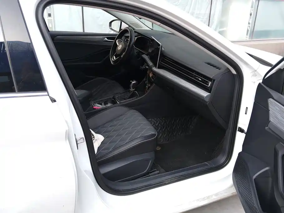 Volkswagen Sagitar — миниатюра 8