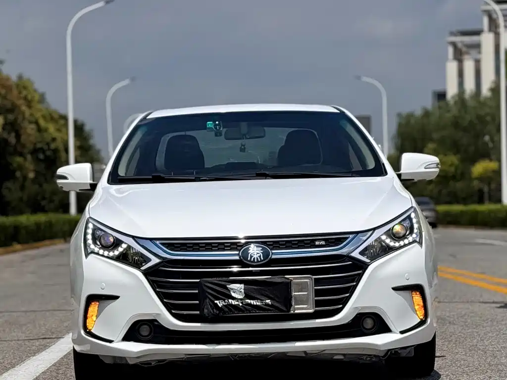 BYD Qin NEV — миниатюра 2