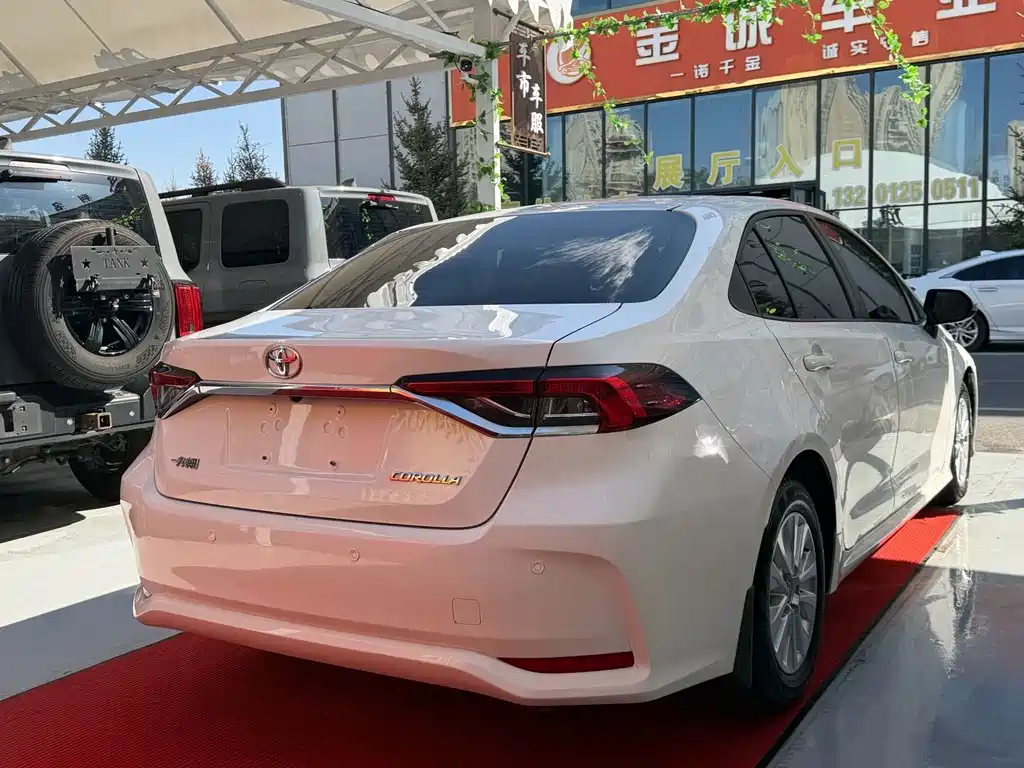 Toyota Corolla — миниатюра 8