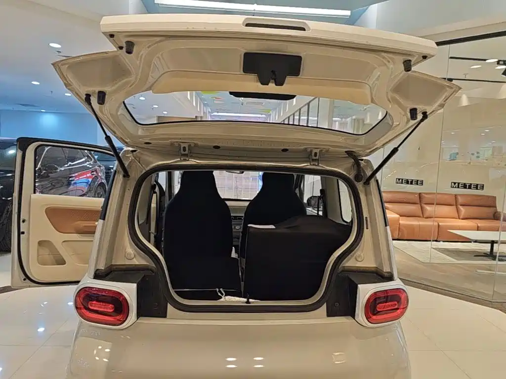 Wuling MINIEV — миниатюра 21