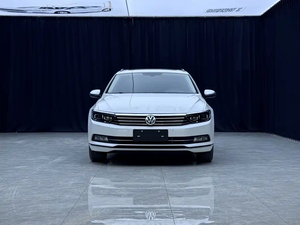 Volkswagen Passat Variant 2017 380TSI