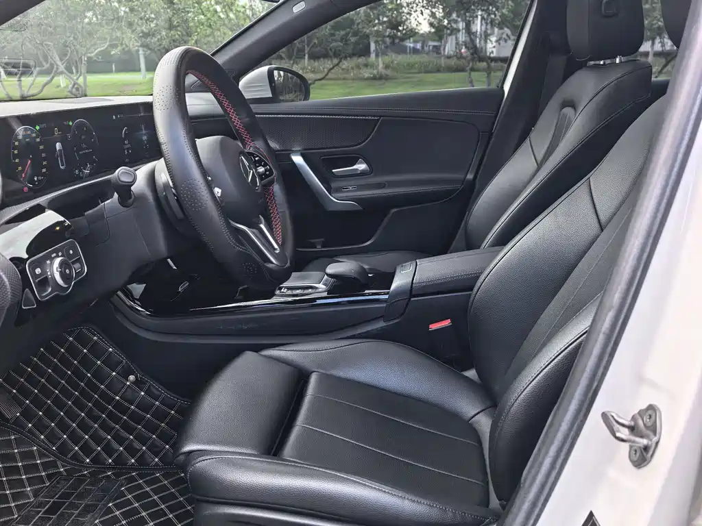 Mercedes-Benz A-Class A 2019 A 200 L