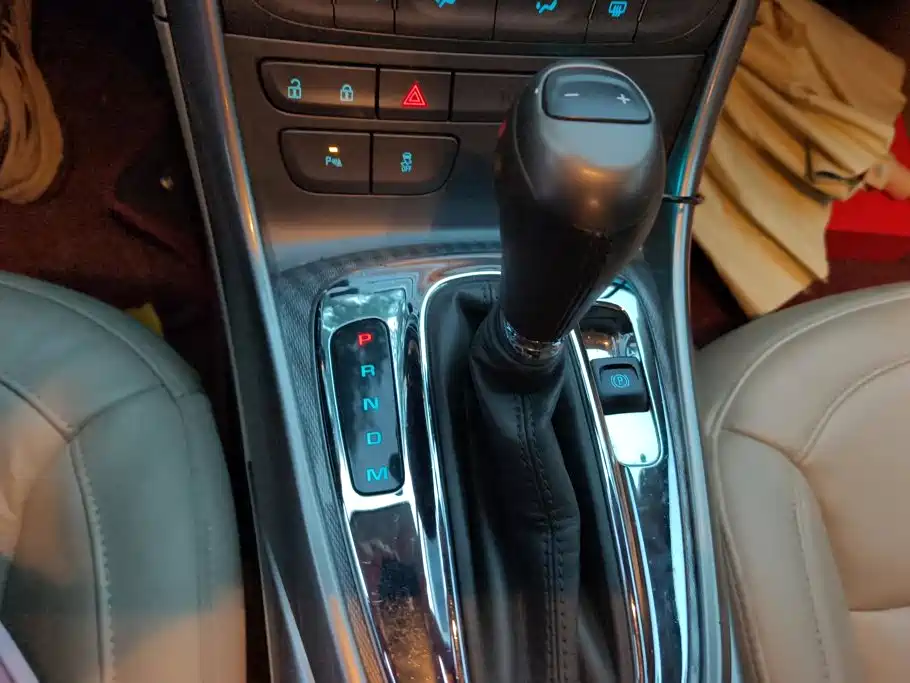 Chevrolet Malibu — миниатюра 16