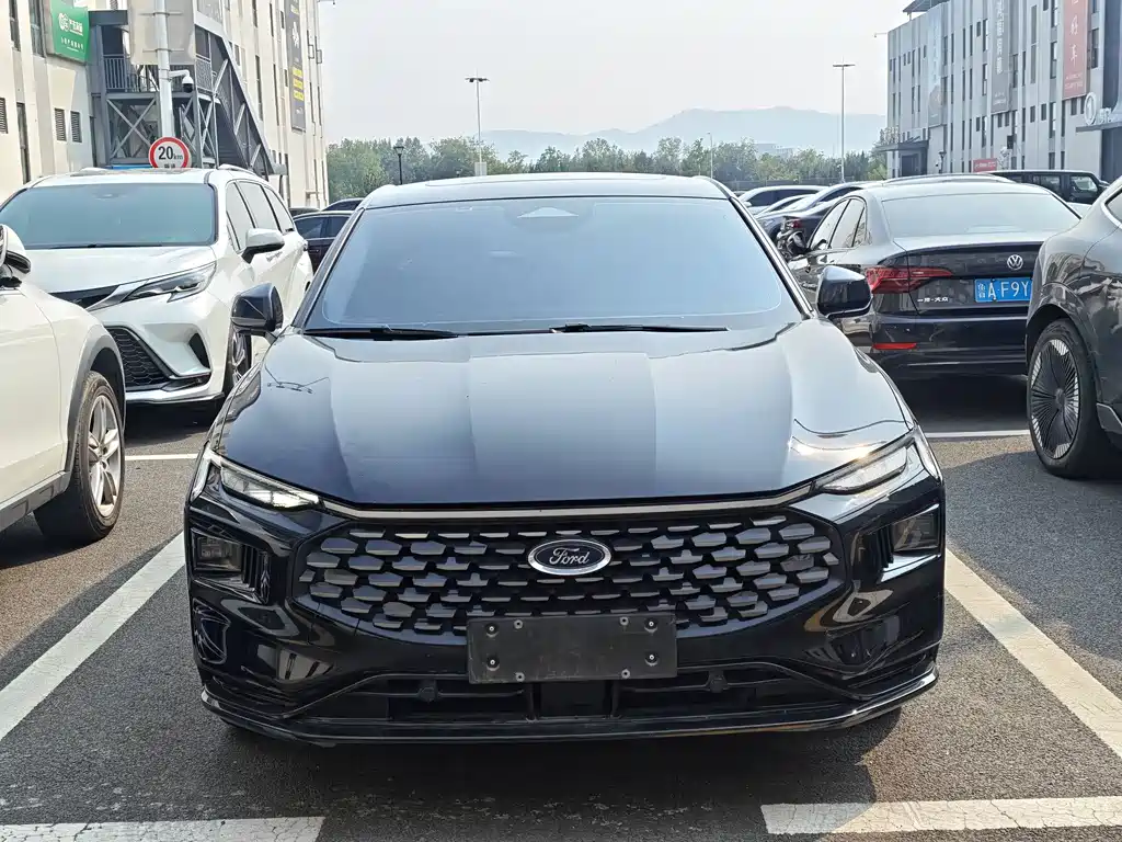 Ford Mondeo — миниатюра 2