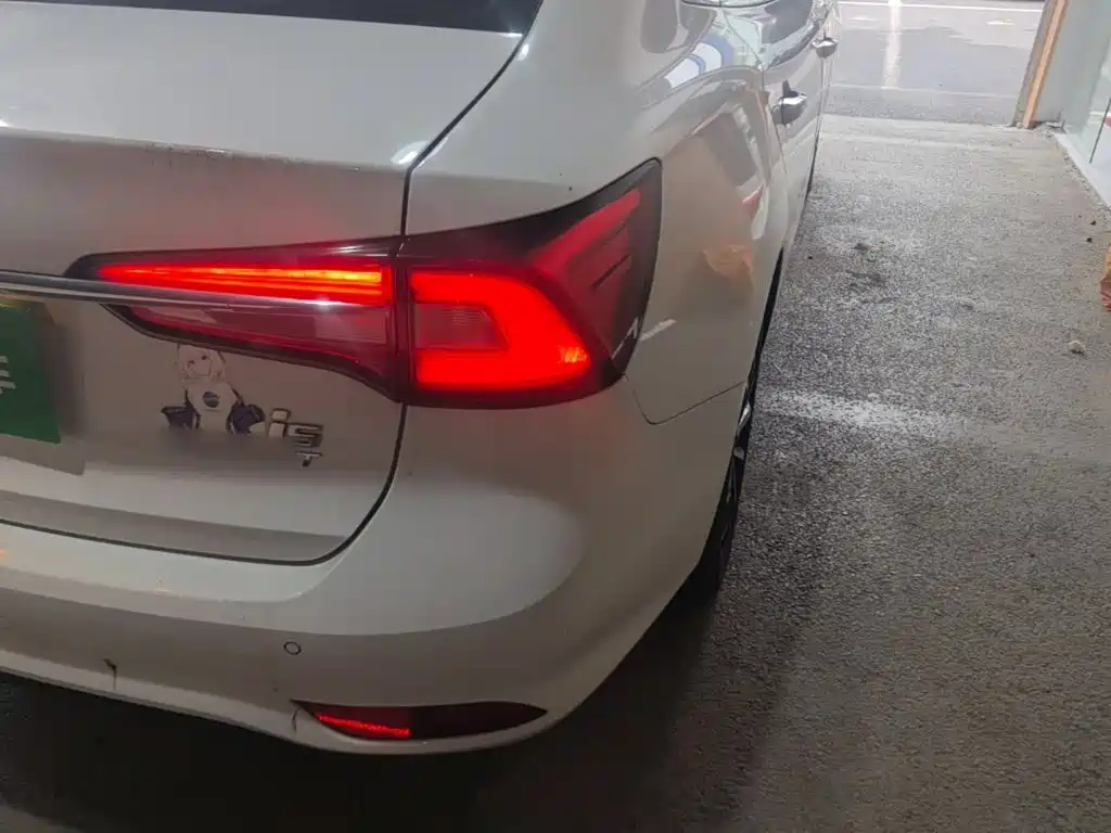 Roewe i5 — миниатюра 8