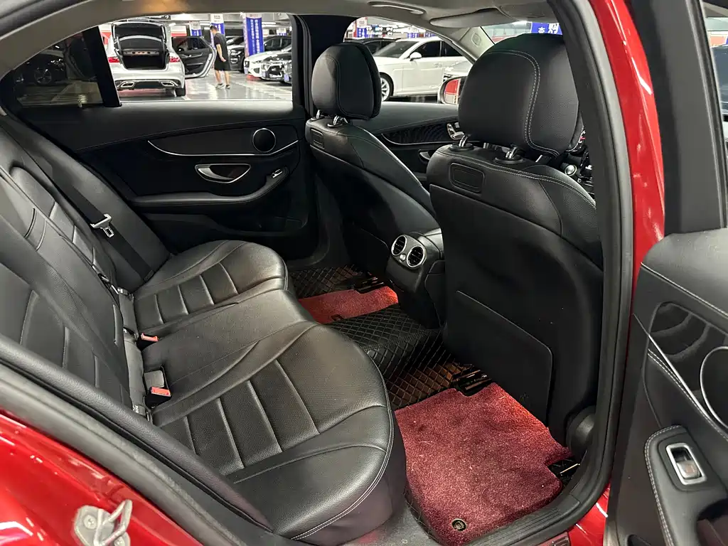 Mercedes-Benz C-Class — миниатюра 14