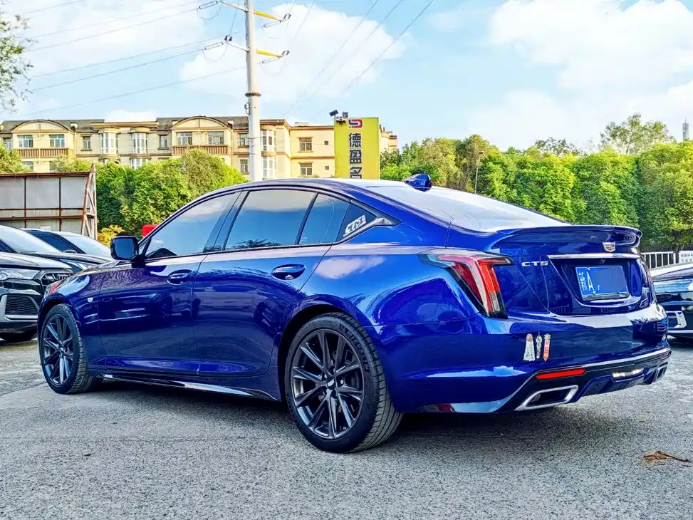 Cadillac CT5 — миниатюра 6