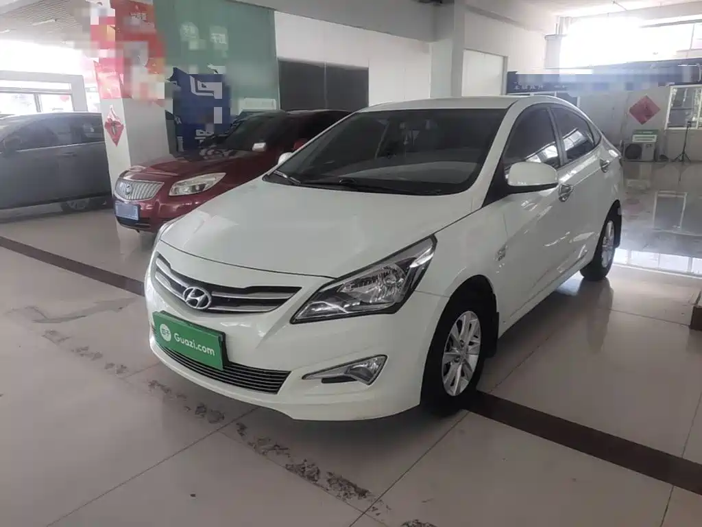 Hyundai Verna — миниатюра 2