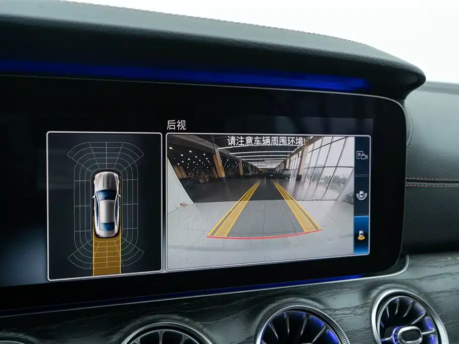 MERCEDES-BENZ E CLASS