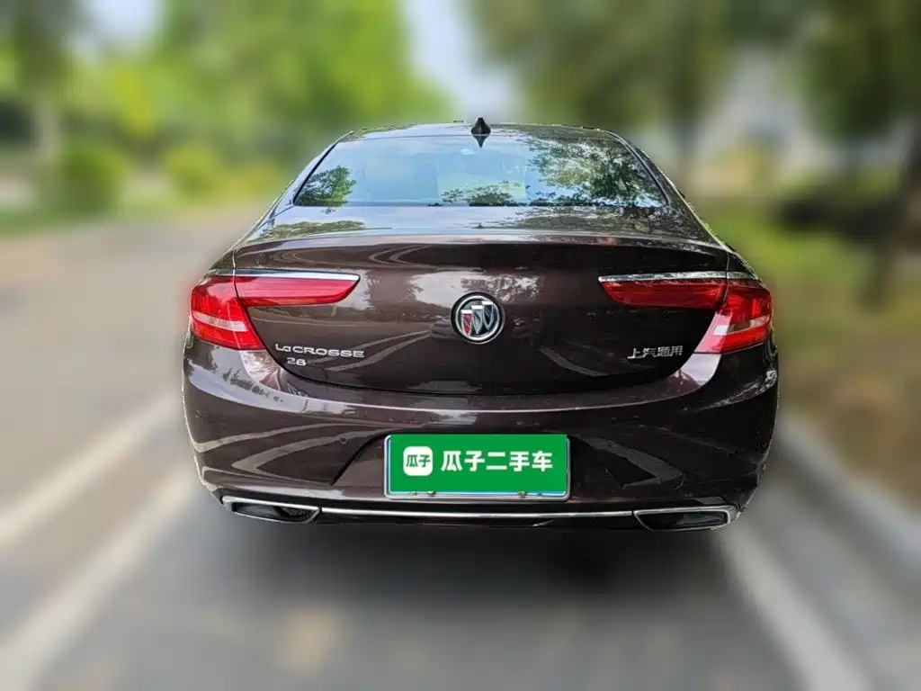 Buick LaCrosse — миниатюра 3
