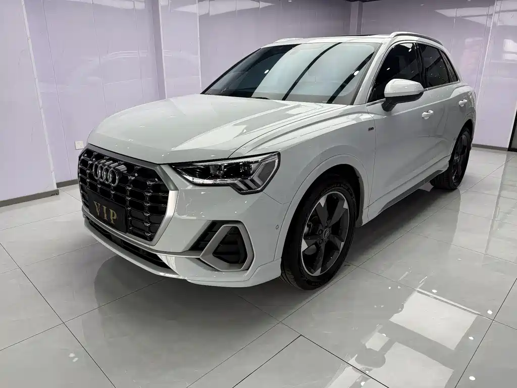 Audi Q3 2022