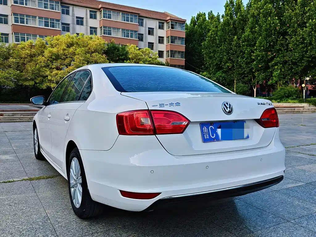 Volkswagen Sagitar — миниатюра 10