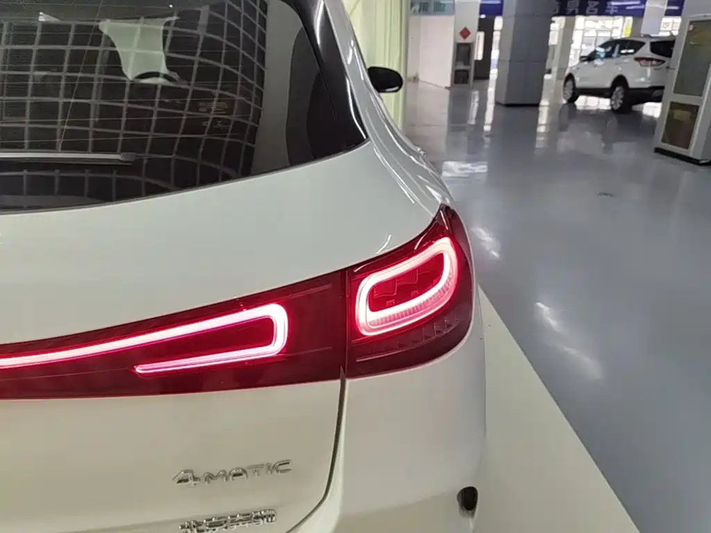Mercedes-Benz EQA — миниатюра 8