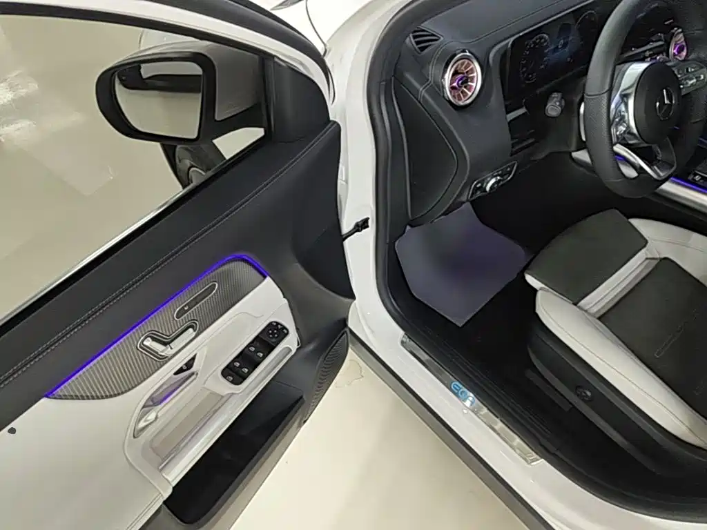 Mercedes-Benz EQA — миниатюра 16