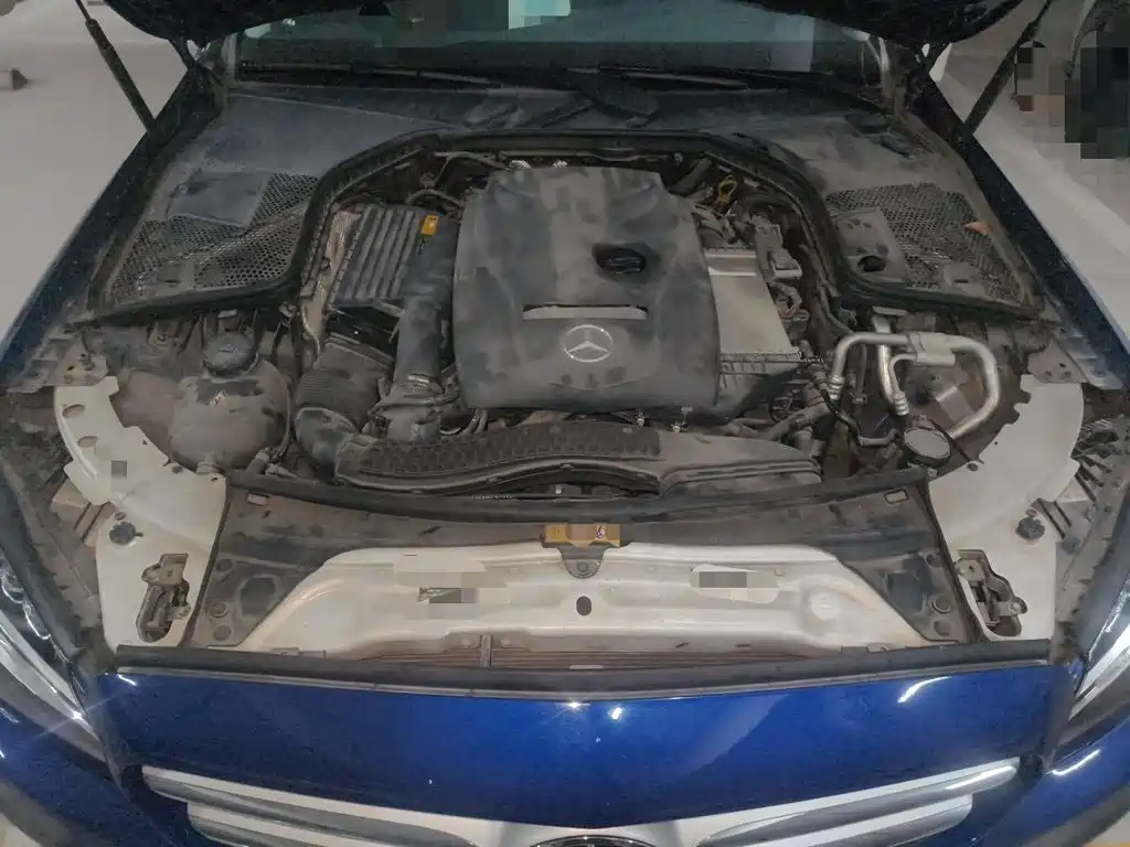 Mercedes-Benz C-Class — миниатюра 11