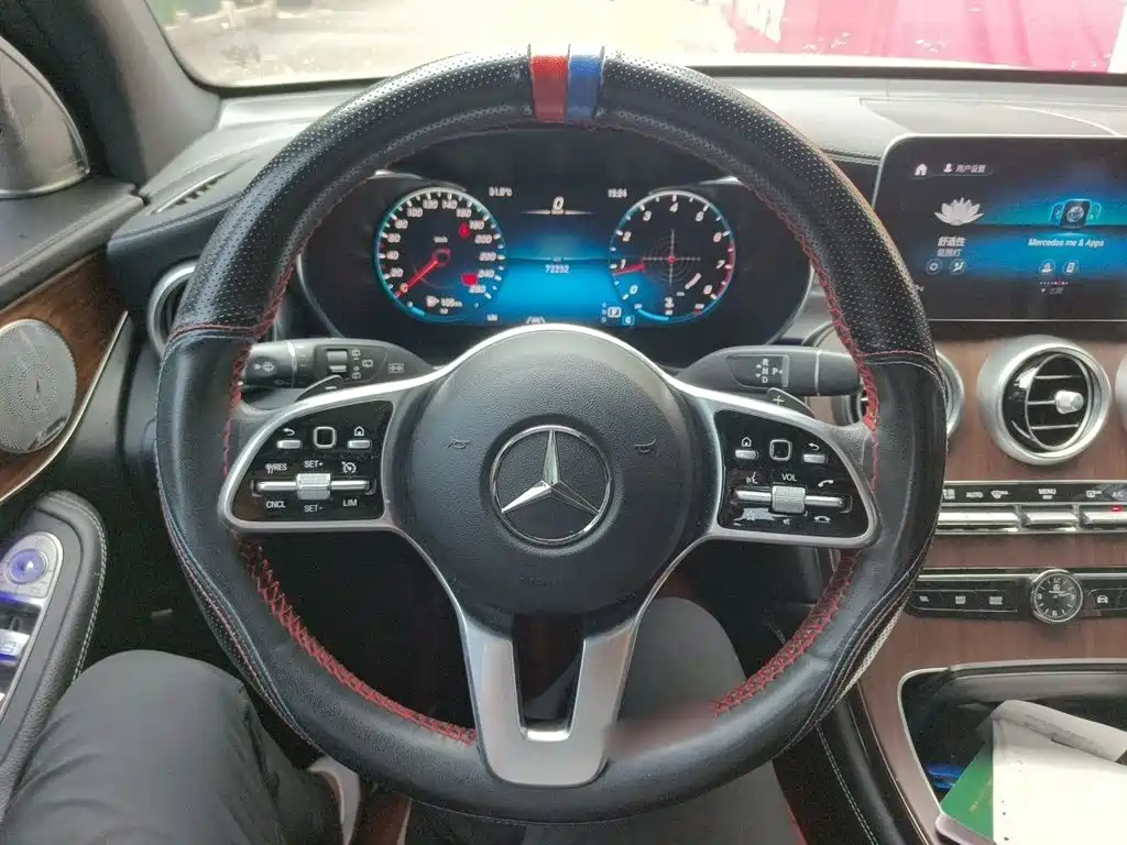 Mercedes-Benz GLC — миниатюра 3