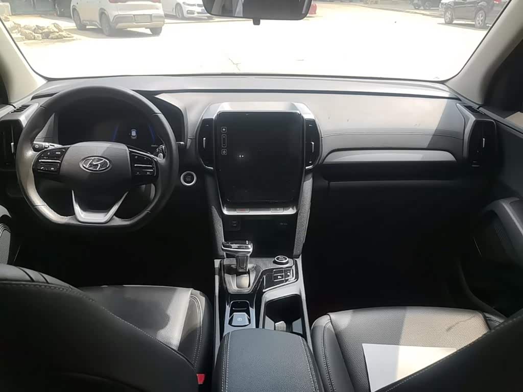 Hyundai Beijing Hyundai ix35 1.4 л 2021 г. Голубой, пробег 33700 км