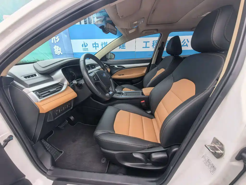 Geely Vision S1 — миниатюра 10