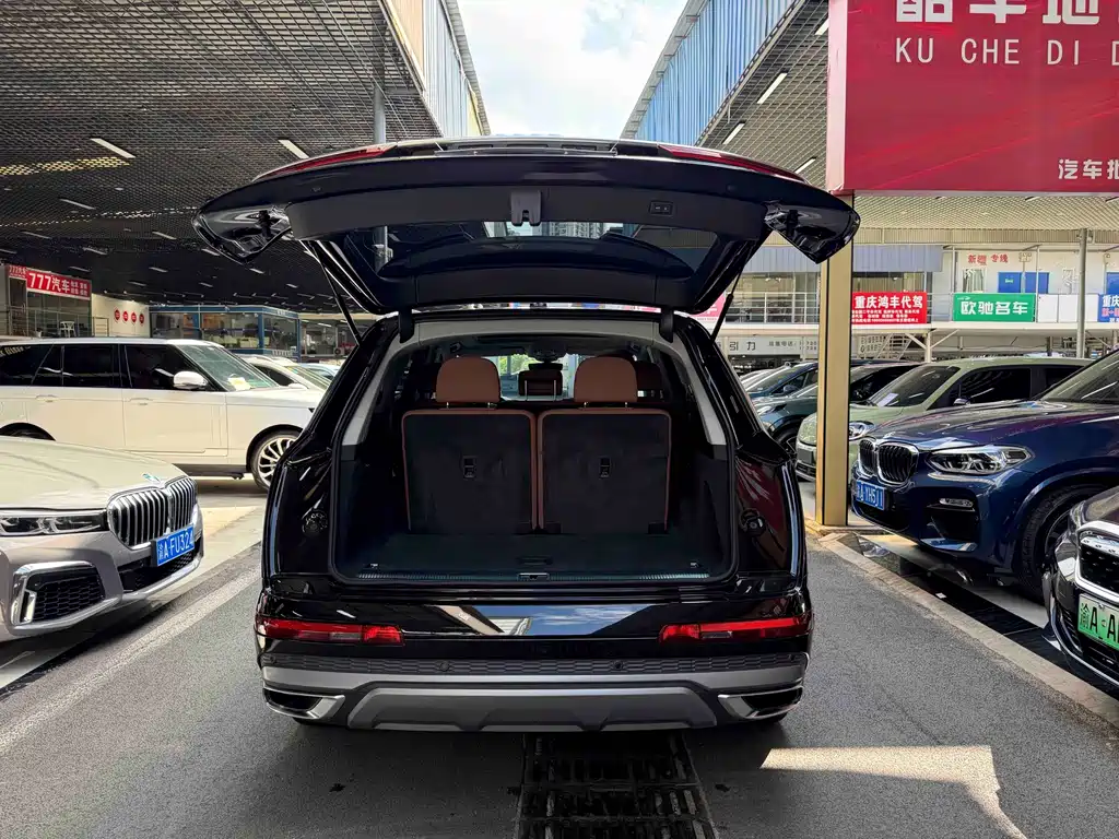 Audi Q7 — миниатюра 31
